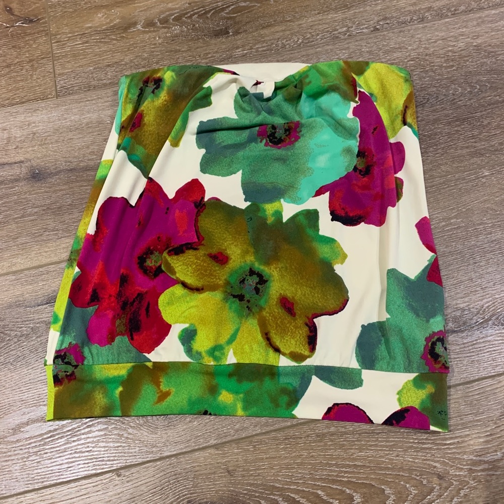 The Limited Strapless Top